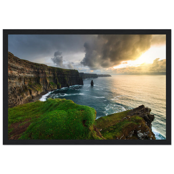 Bring the breathtaking beauty of Ireland's west coast into your home with our Cliffs of Moher framed wall art prints. This captivating piece captures the dramatic splendour of one of Ireland's most iconic natural wonders.
